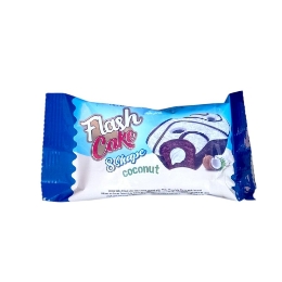 صورة فلاش كيك الكاكاو محشو بكريمه الحليب ومغطي بالشيكولاته البيضا وجوز الهند 