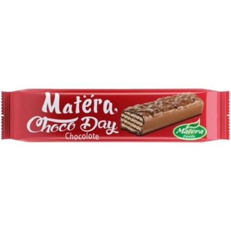 صورة ماتيرا شوكو داي ويفر مغطي ومحشو بكريمة الشيكولاته 